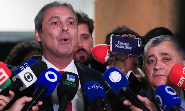 Deputado do PT quer que corretoras travem saques de bitcoin para sites de apostas irregulares em até 72 horas após notificação de autoridades
