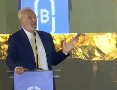 Peter Schiff diz que Bitcoin cairá ainda mais quando as bolsas recuarem e afirma que STRC da Strategy entrará em “espiral da morte”