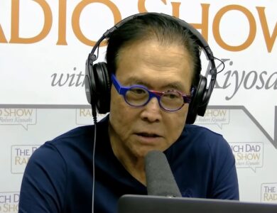 Robert Kiyosaki explica por que ainda não está comprando Bitcoin