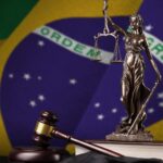 Justiça manda Circle e Tether bloquear R$ 500 mil de brasileiro vítima de golpe, sob pena de multa diária