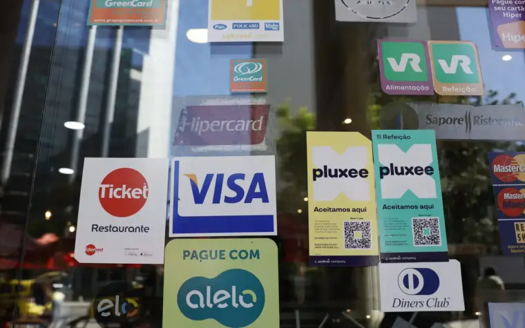 Juiz concede liminar à Pluxee contra norma do vale-alimentação
