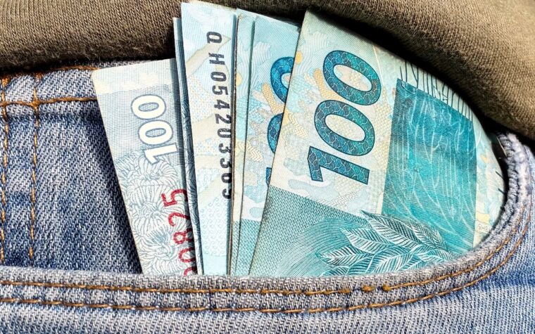 Déficit do Governo Central atinge R$ 13,6 bilhões em agosto