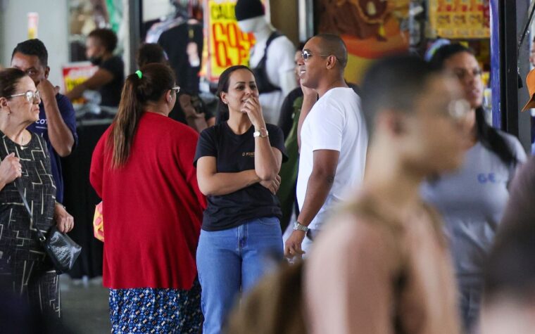 Economistas promovem novo modelo econômico voltado para o bem-estar