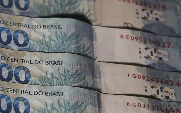 Dívida Pública Federal atinge R$ 8,6 trilhões após alta de 18% em 2025