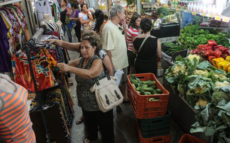 Redução de auxílios sociais pode afetar economia de cidades pequenas