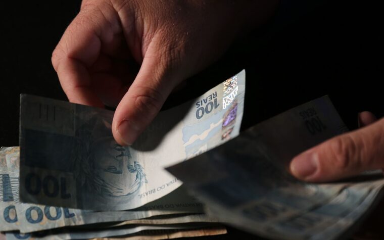 Sites de apostas notificam bancos sobre devolução de R$ 1,3 bilhão